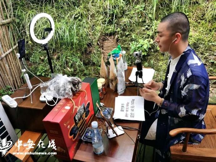 “帶貨”帶到斷貨！七位駐村第一書記組團夸家底（附中獎名單）